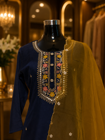 Neelika Noor Dola Silk Kurta Set