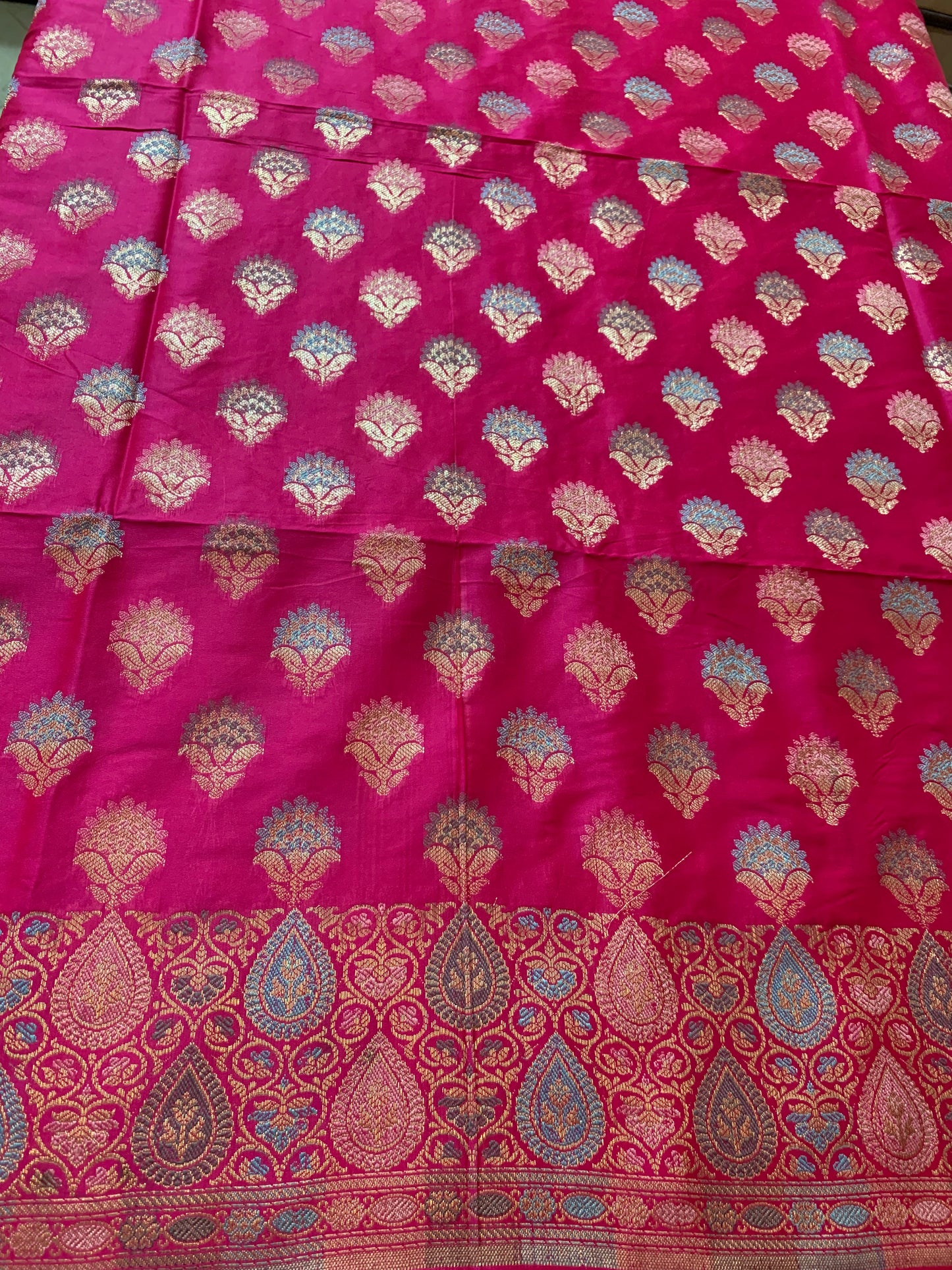 Gulnaar Banarasi