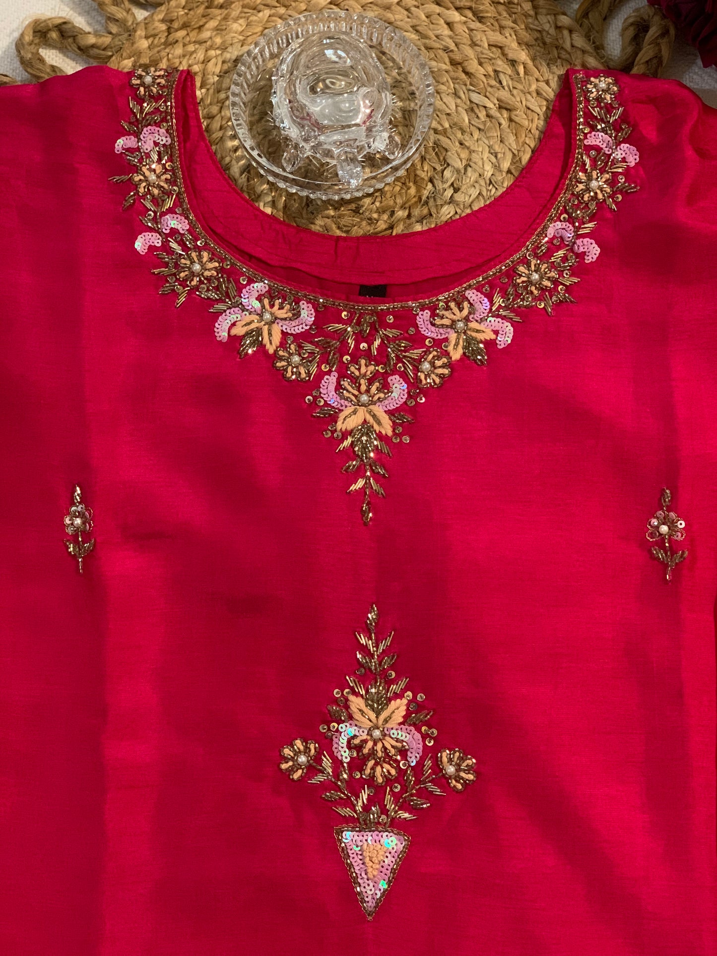 Ruhani Gulzar Kurta Set