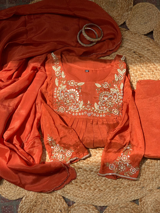 Aarohi Chinon Kurta Set
