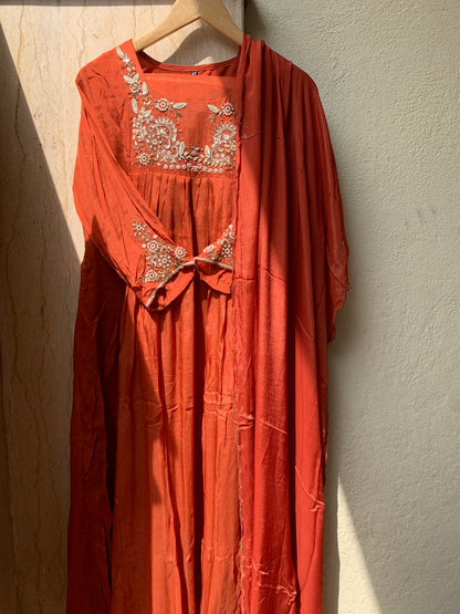 Aarohi Chinon Kurta Set